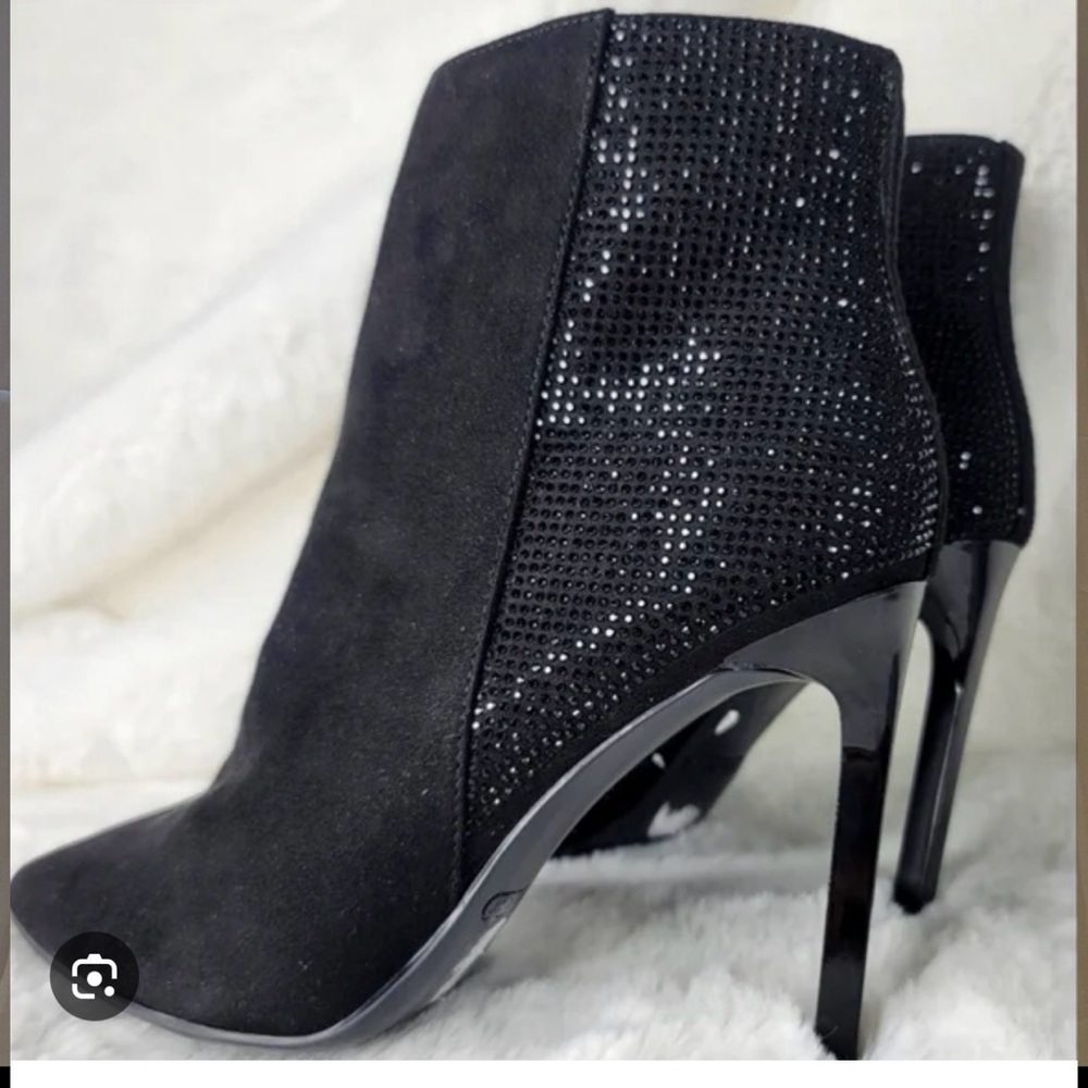 Nine West black faux suede and rhinestone ankle boots/booties, size 9.5